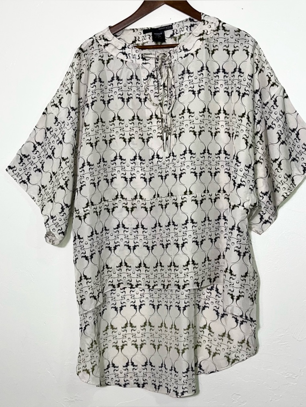 Thomas Wylde Luxury Silk Tunic Blouse Skull Celtic Cross Size M - Picture 4 of 13
